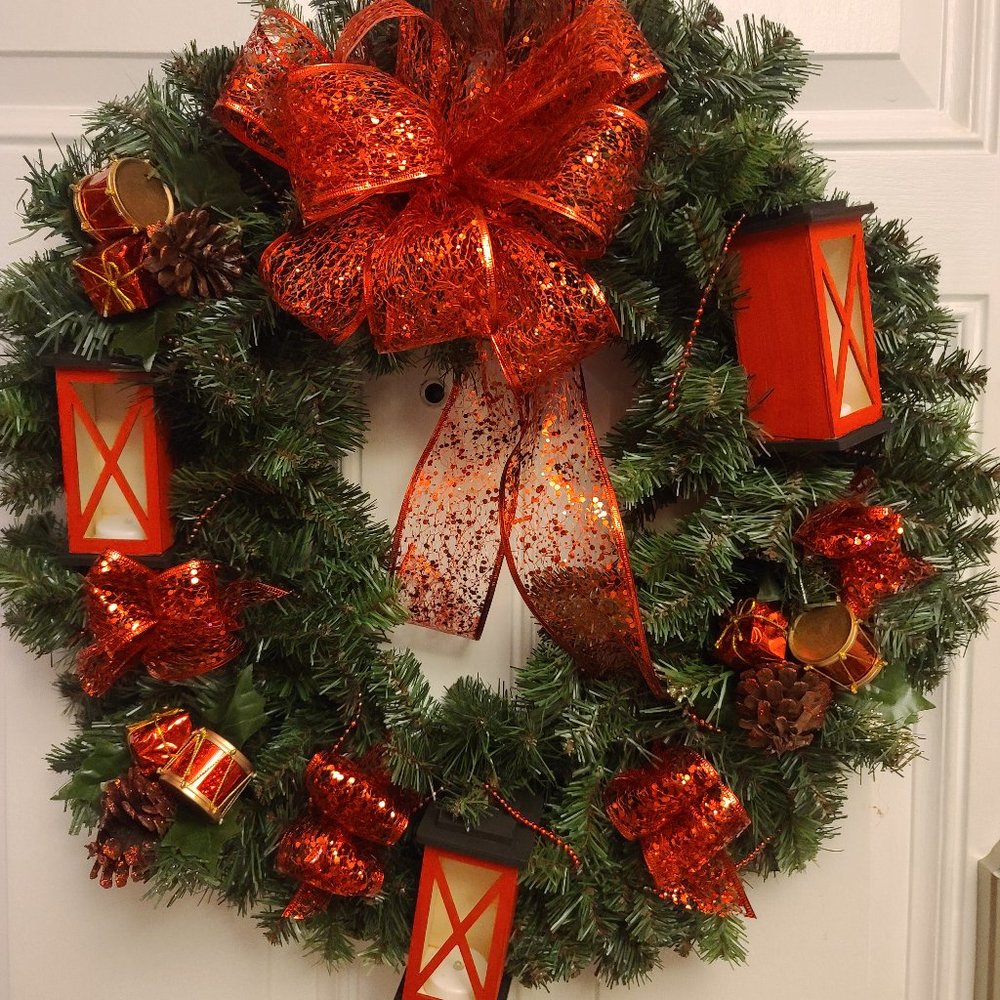 Seasonal Wreaths - EASTER, Fall, Christmas, Winter, Hannukah, White puff: Pick 1 - Picture 4 of 10